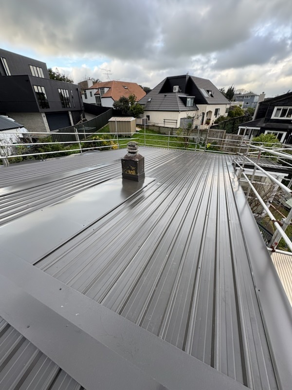 How to Choose the Best New Roof Installers for Your Home